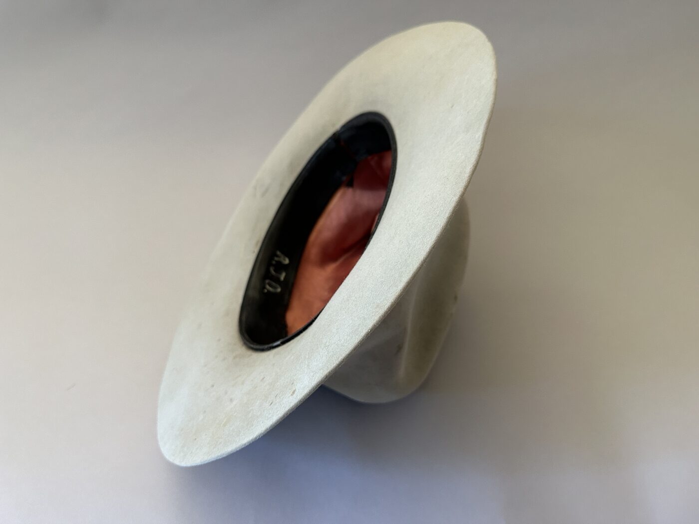 The interior of the hat